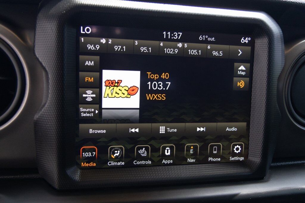 2022 Jeep Gladiator Willys Kenosha WI