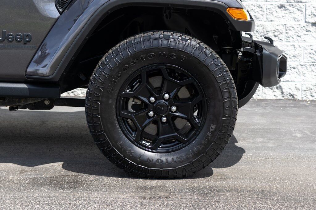 2022 Jeep Gladiator Willys Kenosha WI