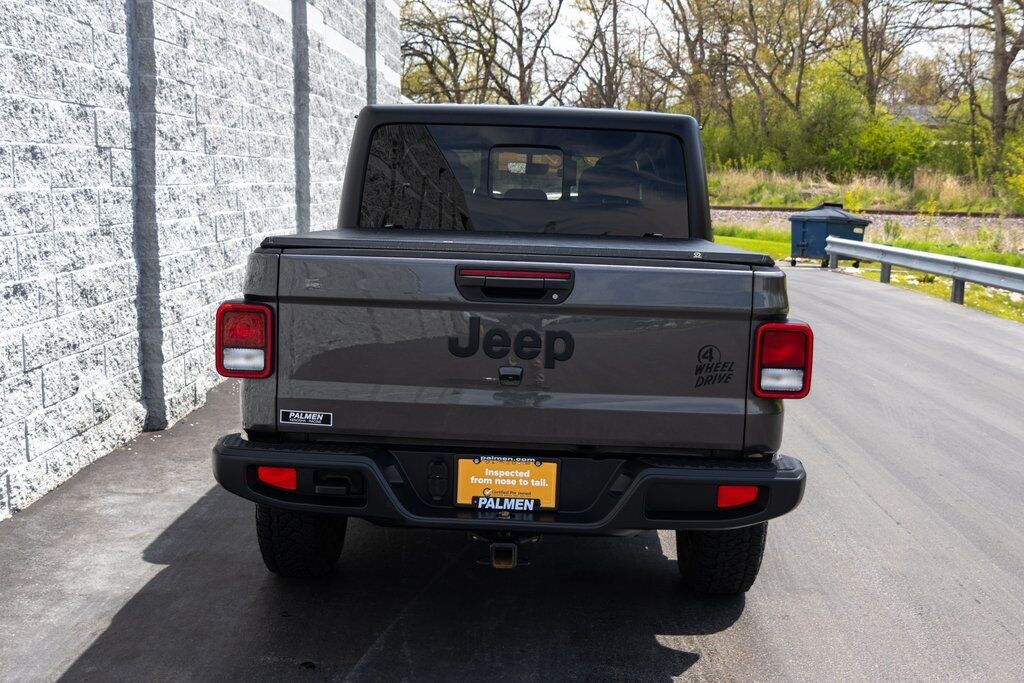2022 Jeep Gladiator Willys Kenosha WI