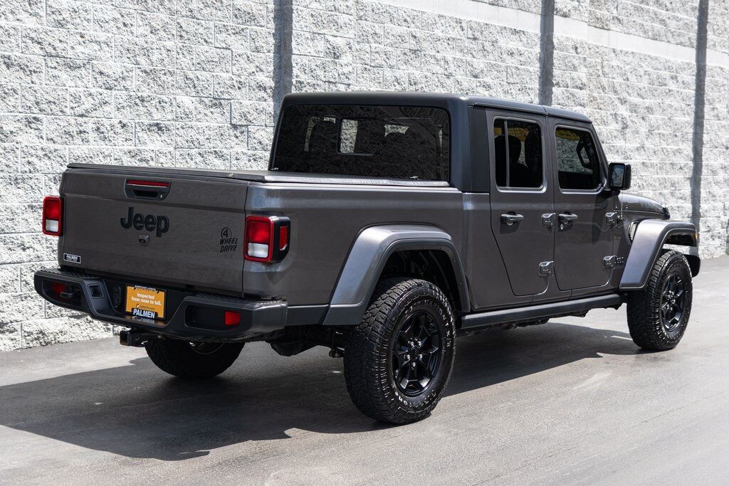 2022 Jeep Gladiator Willys Kenosha WI