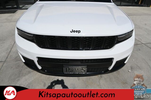 2022 Jeep Grand Cherokee L Altitude Banglore