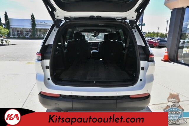 2022 Jeep Grand Cherokee L Altitude Banglore