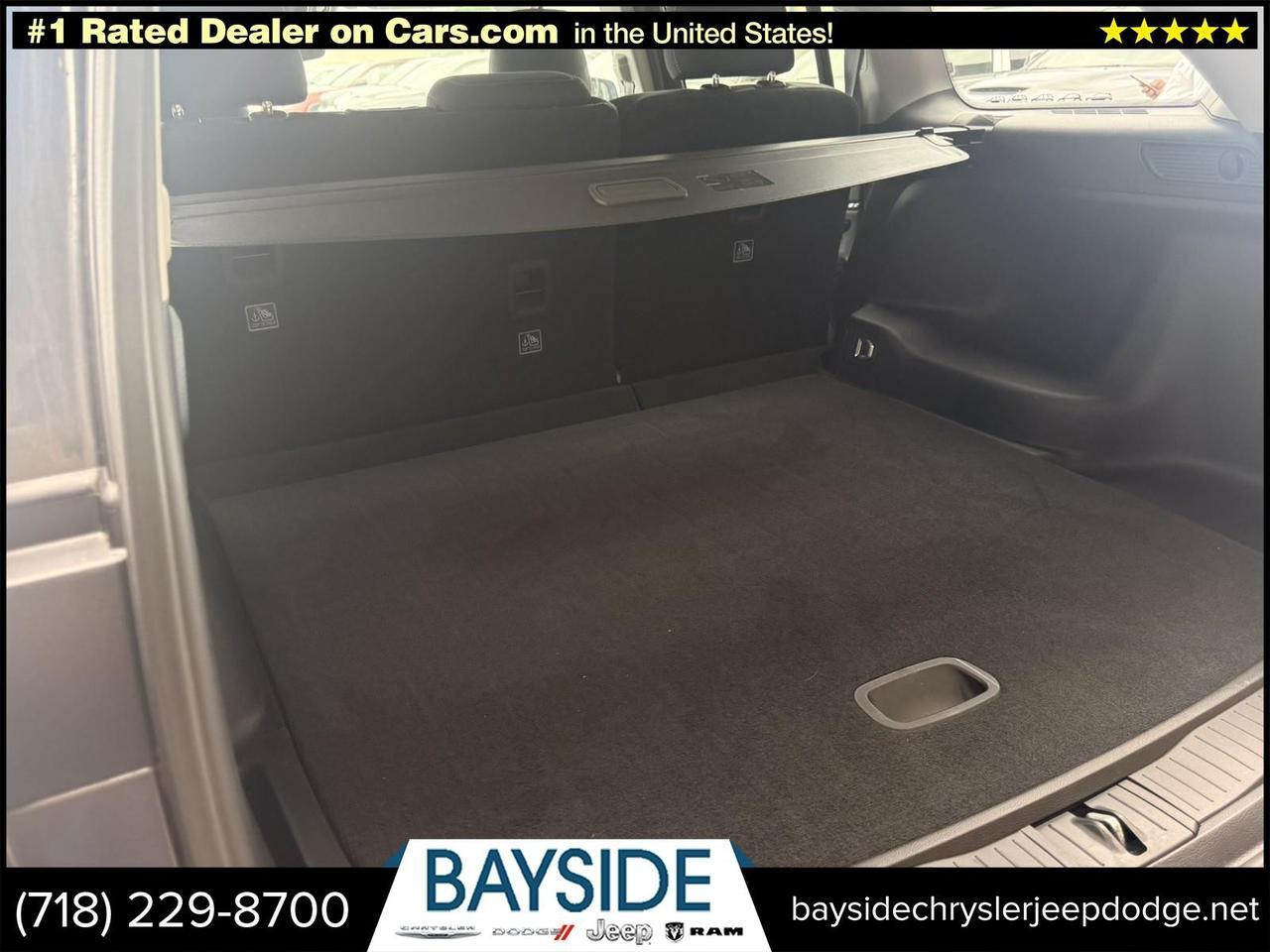 2022 Jeep Grand Cherokee Laredo Bayside NY