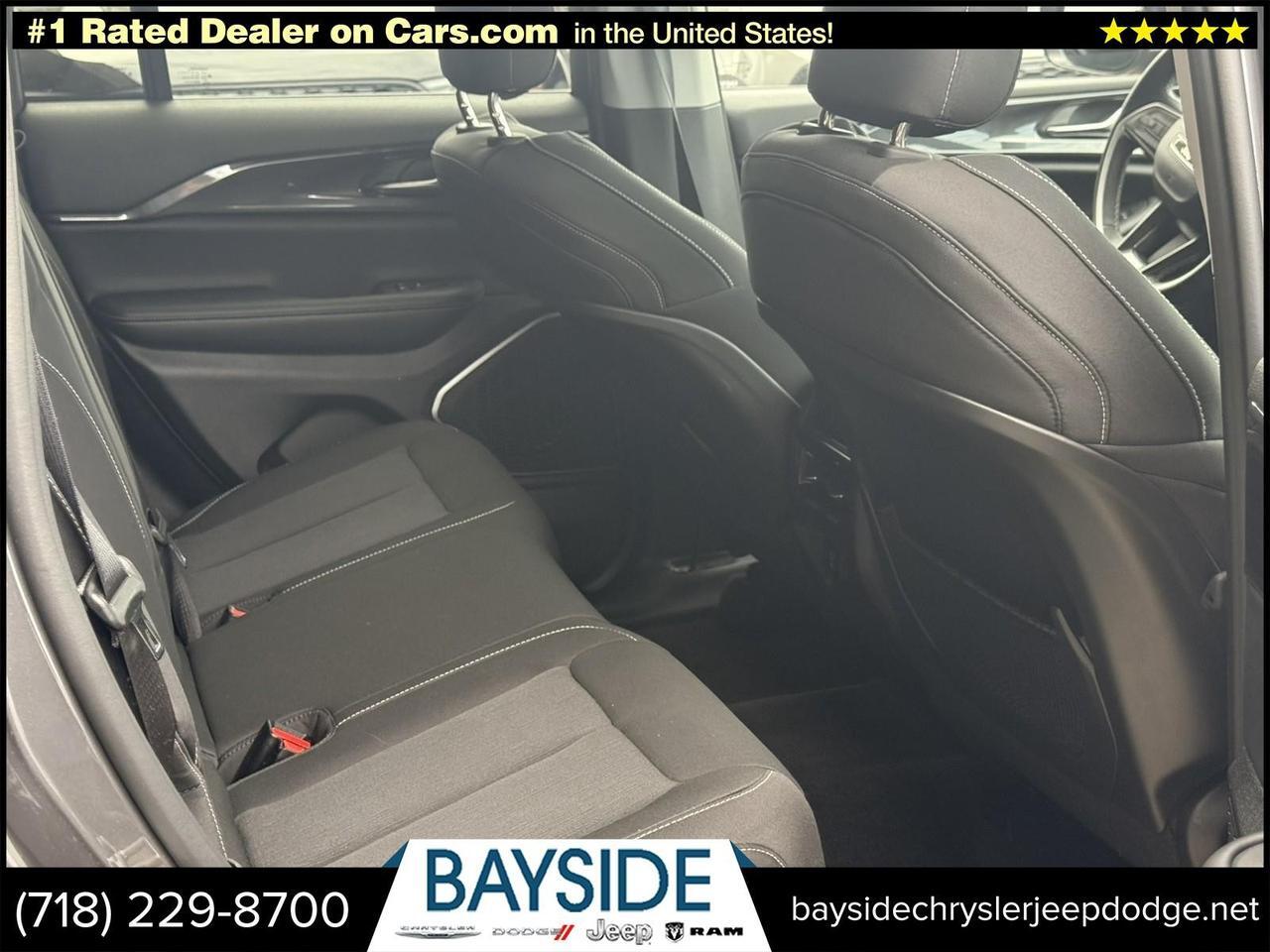 2022 Jeep Grand Cherokee Laredo Bayside NY