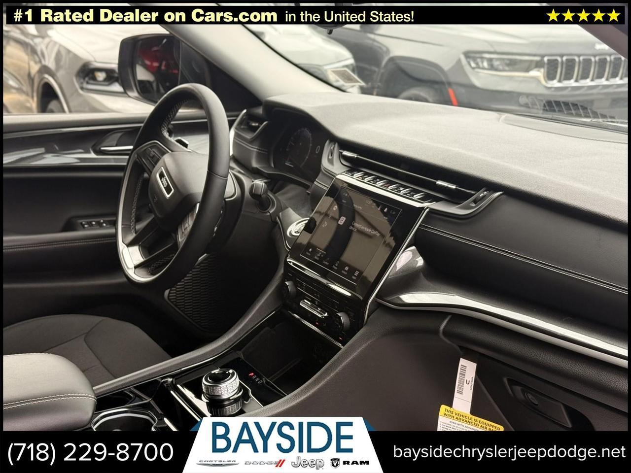 2022 Jeep Grand Cherokee Laredo Bayside NY