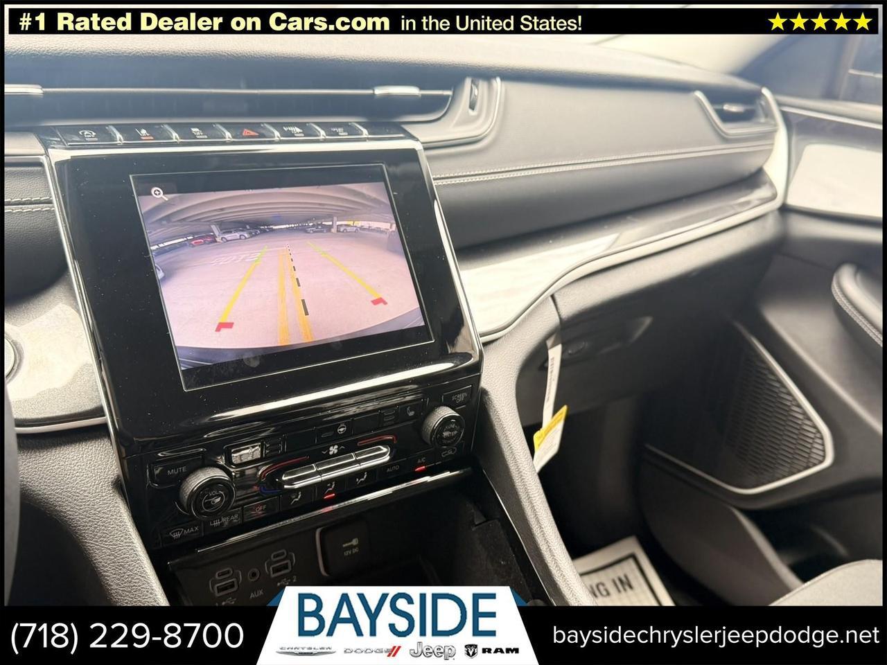 2022 Jeep Grand Cherokee Laredo Bayside NY