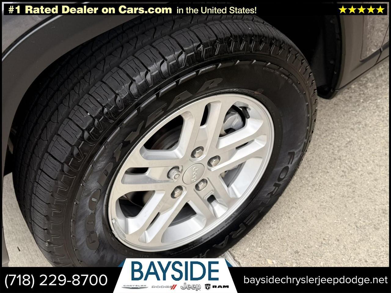 2022 Jeep Grand Cherokee Laredo Bayside NY