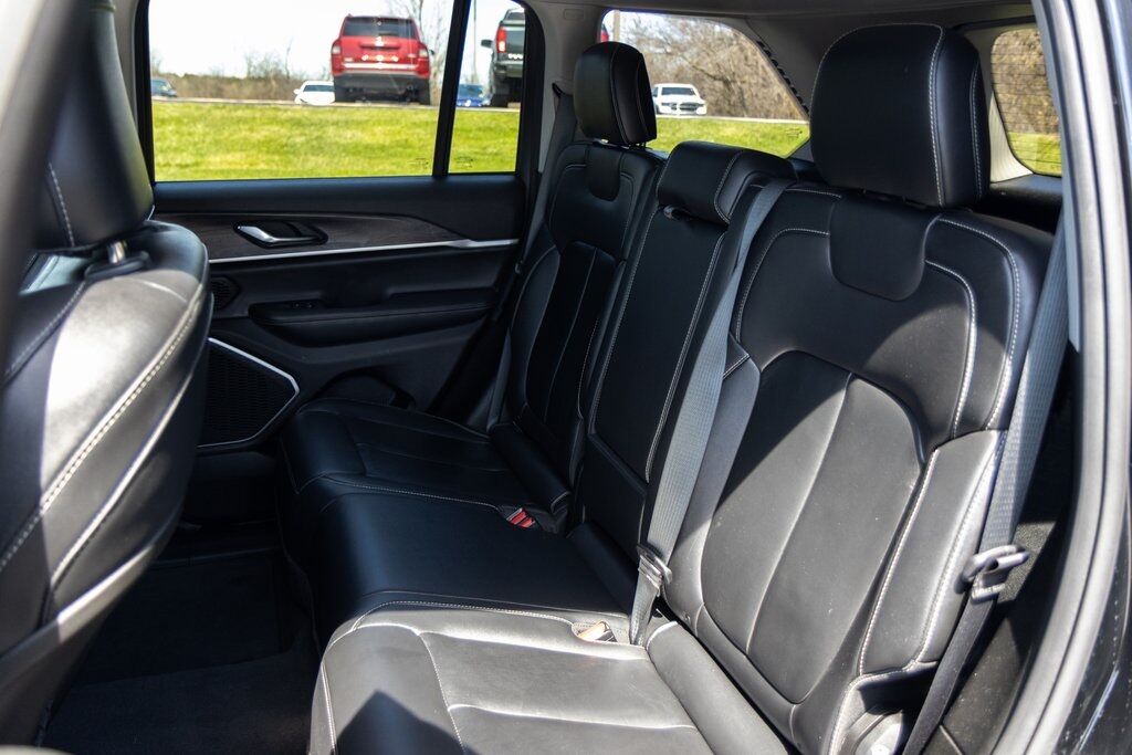 2022 Jeep Grand Cherokee Limited Racine WI
