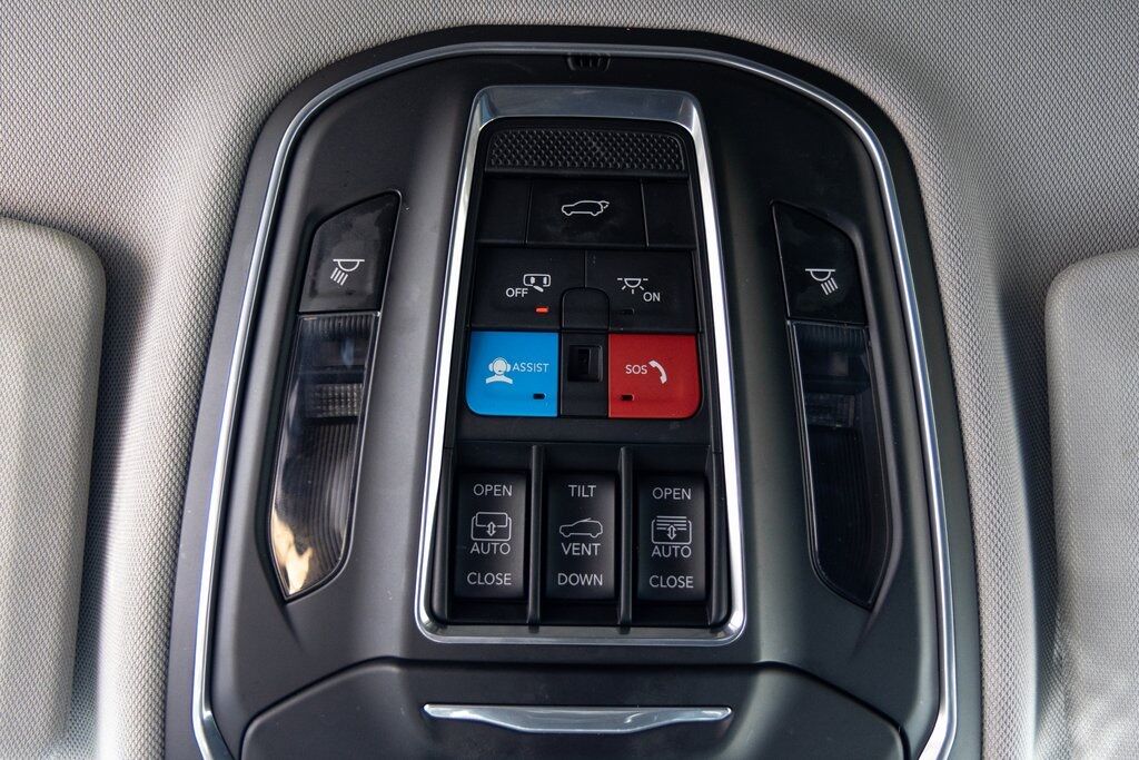 2022 Jeep Grand Cherokee Limited Racine WI