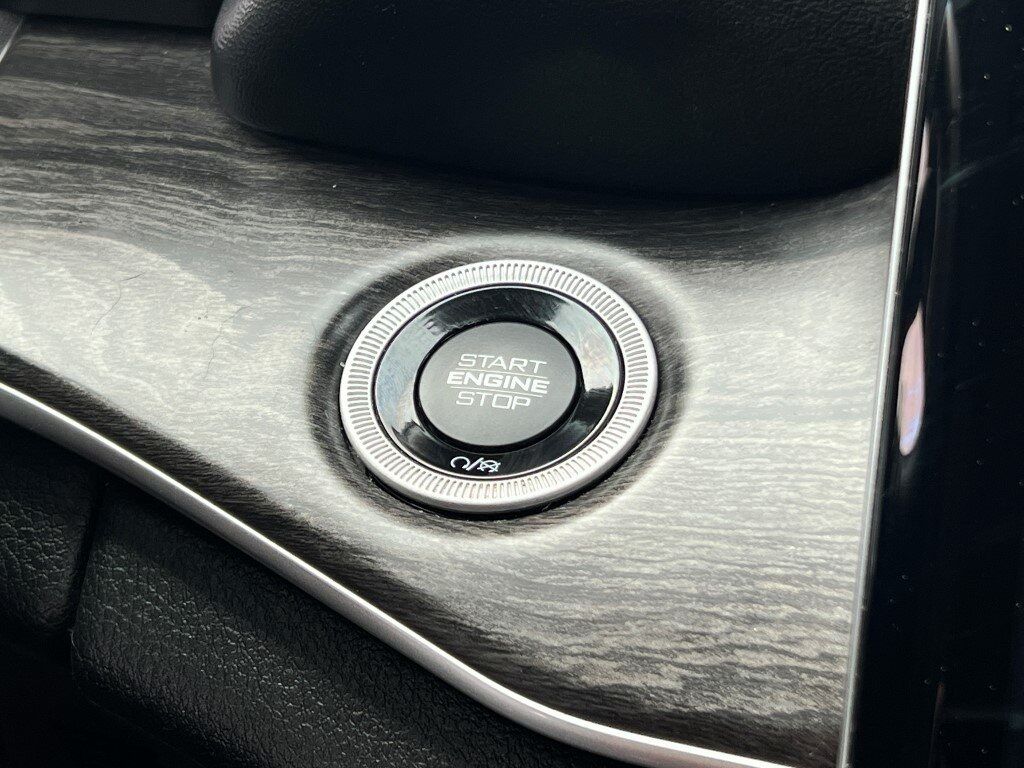 2022 Jeep Grand Cherokee Limited Springfield VA