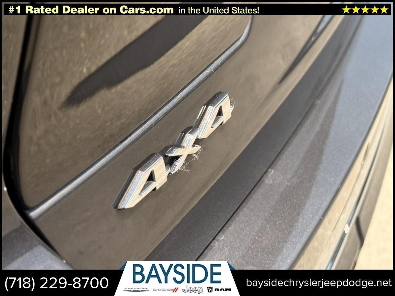 2022 Jeep Grand Cherokee Overland Bayside NY