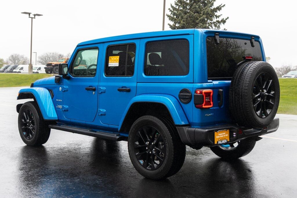 2022 Jeep Wrangler Unlimited Sahara 4xe Racine WI