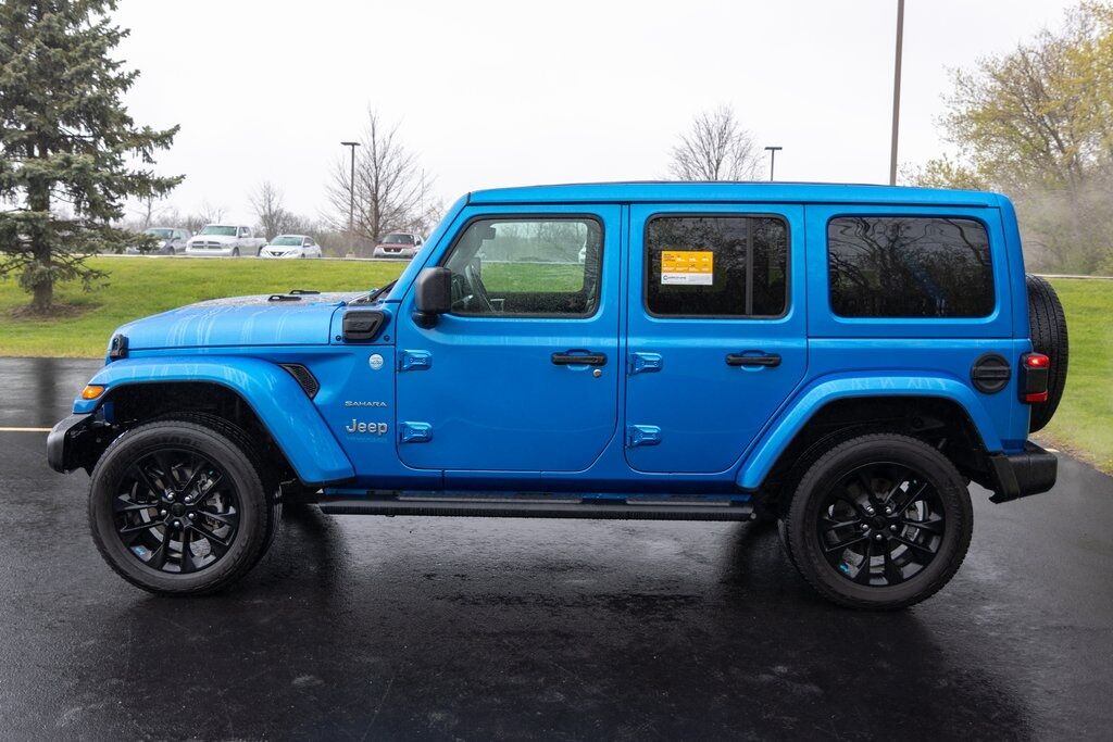 2022 Jeep Wrangler Unlimited Sahara 4xe Racine WI