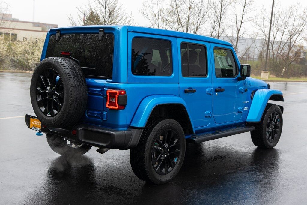 2022 Jeep Wrangler Unlimited Sahara 4xe Racine WI