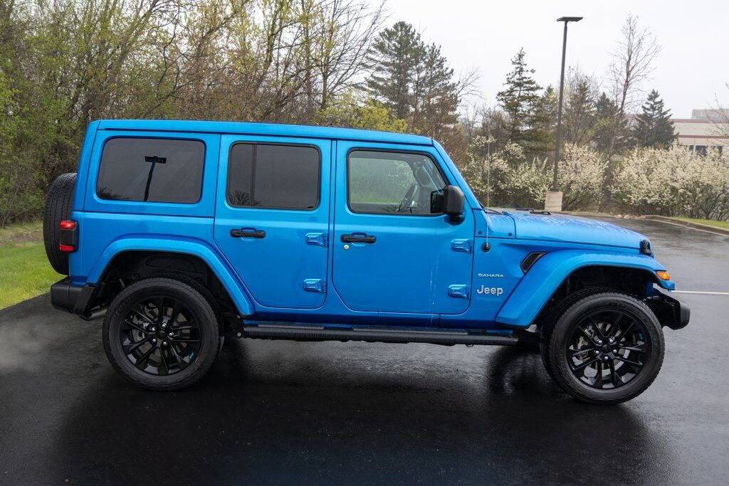 2022 Jeep Wrangler Unlimited Sahara 4xe Racine WI