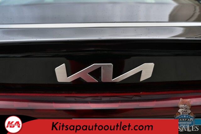 2022 Kia K5 GT-LINE / AWD / AutoStart / Power & Heated Leather Trimmed Seats / Navigation / Lane Departure & Blind Spot Alert / Apple CarPlay & Android Auto / Back Up Camera / Keyless Entry & Start / 33 MPG Banglore
