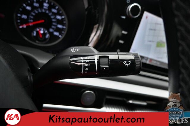 2022 Kia K5 GT-LINE / AWD / AutoStart / Power & Heated Leather Trimmed Seats / Navigation / Lane Departure & Blind Spot Alert / Apple CarPlay & Android Auto / Back Up Camera / Keyless Entry & Start / 33 MPG Banglore