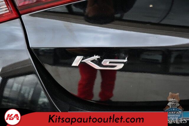 2022 Kia K5 GT-LINE / AWD / AutoStart / Power & Heated Leather Trimmed Seats / Navigation / Lane Departure & Blind Spot Alert / Apple CarPlay & Android Auto / Back Up Camera / Keyless Entry & Start / 33 MPG Banglore