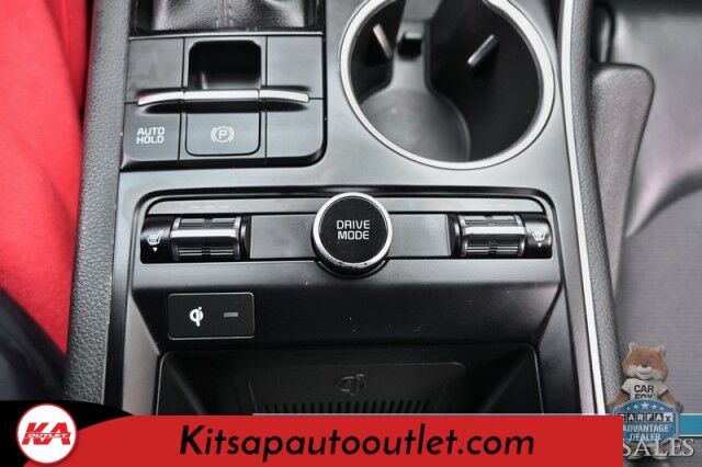 2022 Kia K5 GT-LINE / AWD / AutoStart / Power & Heated Leather Trimmed Seats / Navigation / Lane Departure & Blind Spot Alert / Apple CarPlay & Android Auto / Back Up Camera / Keyless Entry & Start / 33 MPG Banglore
