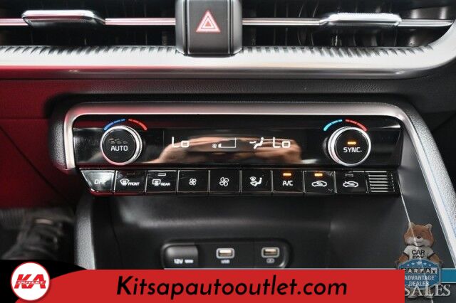 2022 Kia K5 GT-LINE / AWD / AutoStart / Power & Heated Leather Trimmed Seats / Navigation / Lane Departure & Blind Spot Alert / Apple CarPlay & Android Auto / Back Up Camera / Keyless Entry & Start / 33 MPG Banglore