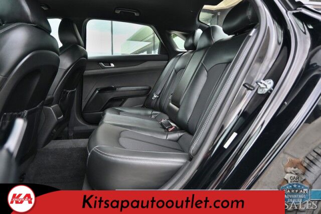 2022 Kia K5 GT-LINE / AWD / AutoStart / Power & Heated Leather Trimmed Seats / Navigation / Lane Departure & Blind Spot Alert / Apple CarPlay & Android Auto / Back Up Camera / Keyless Entry & Start / 33 MPG Banglore