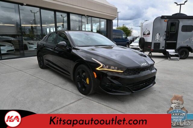 2022 Kia K5 GT-LINE / AWD / AutoStart / Power & Heated Leather Trimmed Seats / Navigation / Lane Departure & Blind Spot Alert / Apple CarPlay & Android Auto / Back Up Camera / Keyless Entry & Start / 33 MPG Banglore