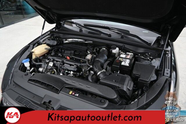 2022 Kia K5 GT-LINE / AWD / AutoStart / Power & Heated Leather Trimmed Seats / Navigation / Lane Departure & Blind Spot Alert / Apple CarPlay & Android Auto / Back Up Camera / Keyless Entry & Start / 33 MPG Banglore
