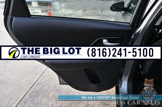 2022 Kia Niro LXS Hybrid / Blind Spot Alert / Lane Departure Alert / Apple CarPlay & Android Auto / Back Up Camera / Keyless Entry & Start / Cruise Control / Alloy Wheels / 51 MPG / 1-Owner Banglore