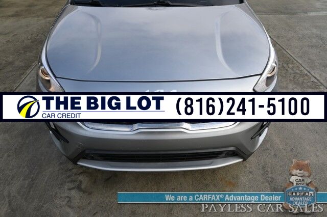 2022 Kia Niro LXS Hybrid / Blind Spot Alert / Lane Departure Alert / Apple CarPlay & Android Auto / Back Up Camera / Keyless Entry & Start / Cruise Control / Alloy Wheels / 51 MPG / 1-Owner Banglore