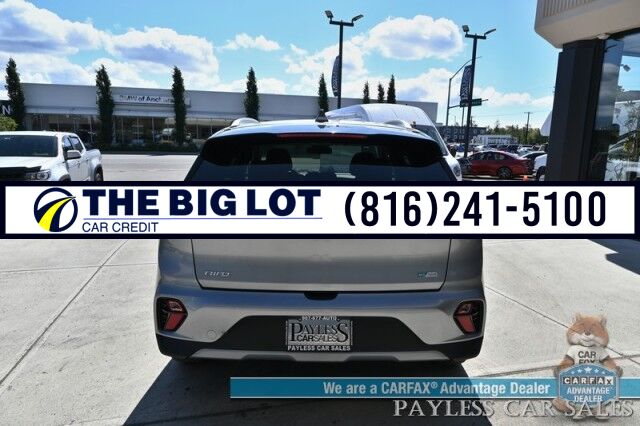 2022 Kia Niro LXS Hybrid / Blind Spot Alert / Lane Departure Alert / Apple CarPlay & Android Auto / Back Up Camera / Keyless Entry & Start / Cruise Control / Alloy Wheels / 51 MPG / 1-Owner Banglore