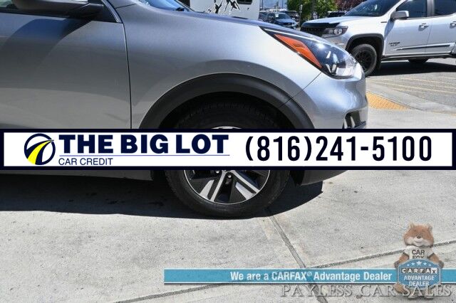 2022 Kia Niro LXS Hybrid / Blind Spot Alert / Lane Departure Alert / Apple CarPlay & Android Auto / Back Up Camera / Keyless Entry & Start / Cruise Control / Alloy Wheels / 51 MPG / 1-Owner Banglore