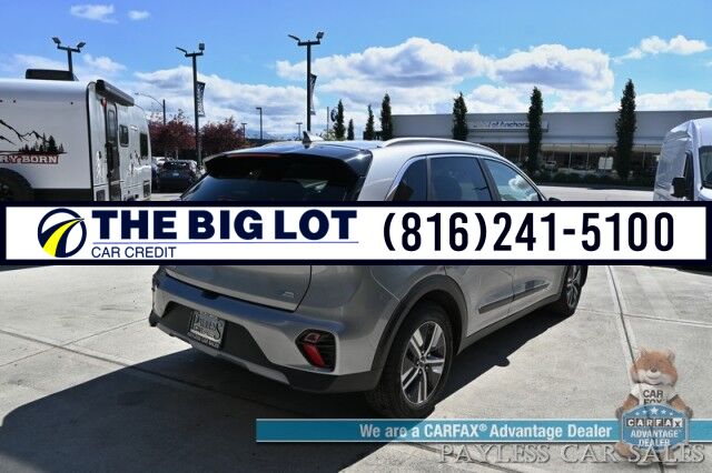 2022 Kia Niro LXS Hybrid / Blind Spot Alert / Lane Departure Alert / Apple CarPlay & Android Auto / Back Up Camera / Keyless Entry & Start / Cruise Control / Alloy Wheels / 51 MPG / 1-Owner Banglore