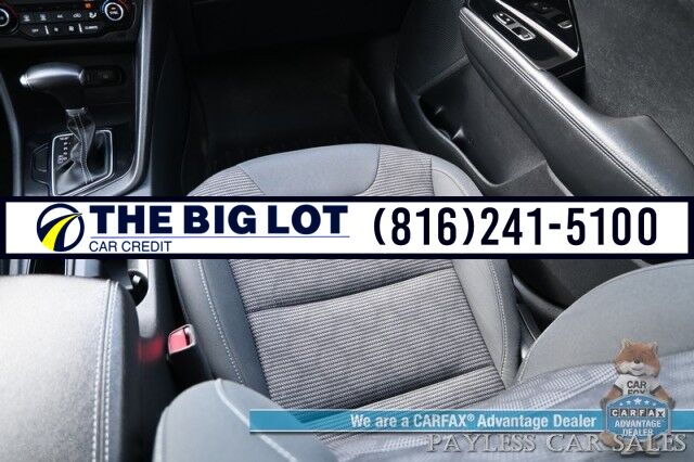 2022 Kia Niro LXS Hybrid / Blind Spot Alert / Lane Departure Alert / Apple CarPlay & Android Auto / Back Up Camera / Keyless Entry & Start / Cruise Control / Alloy Wheels / 51 MPG / 1-Owner Banglore