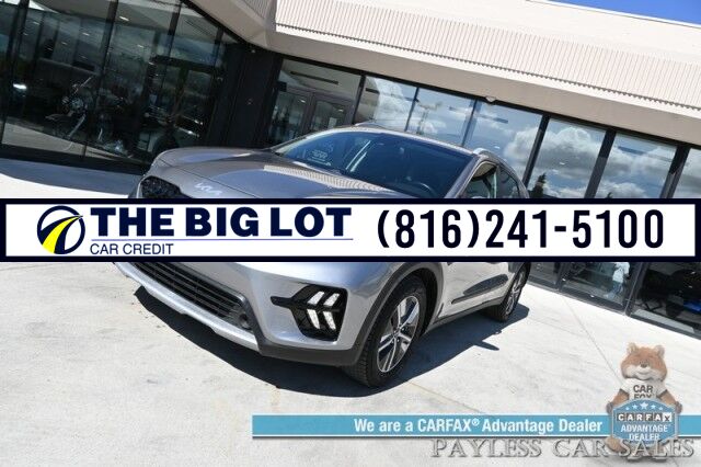 2022 Kia Niro LXS Hybrid / Blind Spot Alert / Lane Departure Alert / Apple CarPlay & Android Auto / Back Up Camera / Keyless Entry & Start / Cruise Control / Alloy Wheels / 51 MPG / 1-Owner Banglore