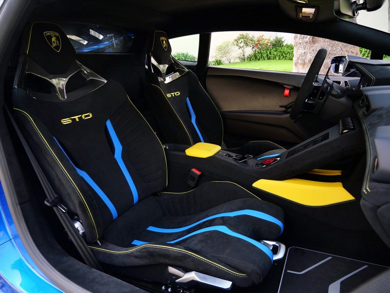 2022 Lamborghini Huracan STO Base Base Lawrence KS