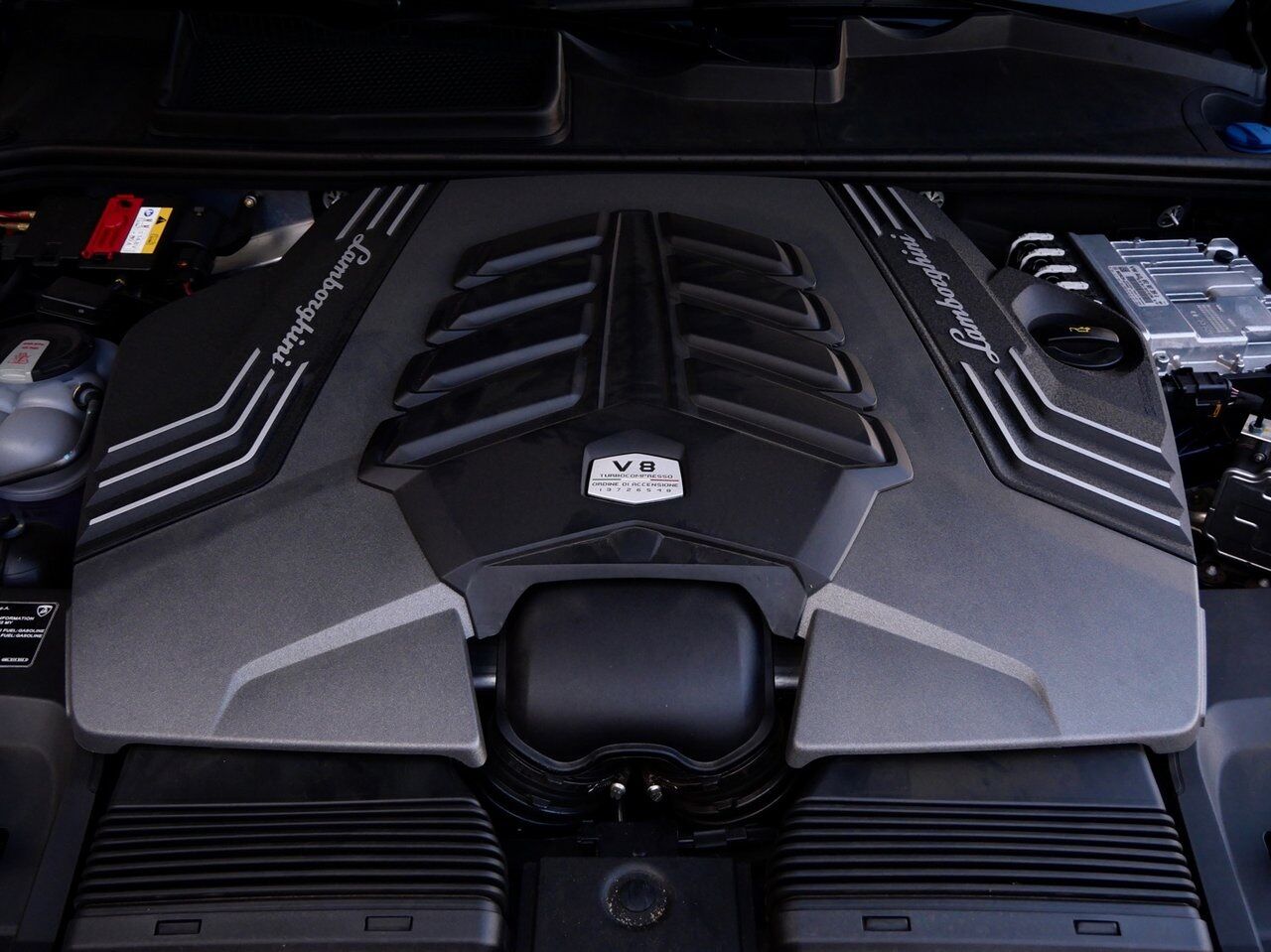 2022 Lamborghini Urus Lawrence KS