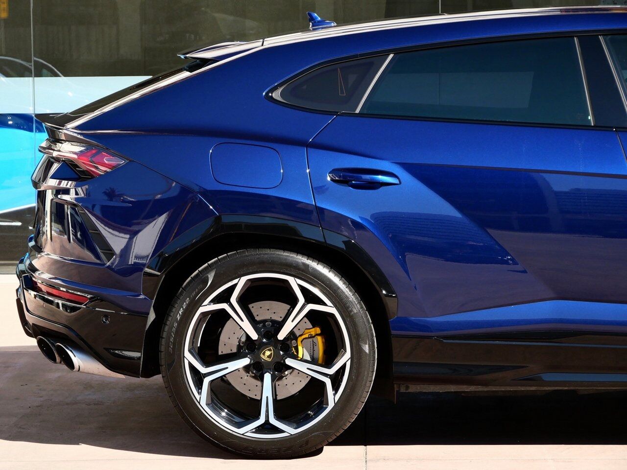 2022 Lamborghini Urus Lawrence KS