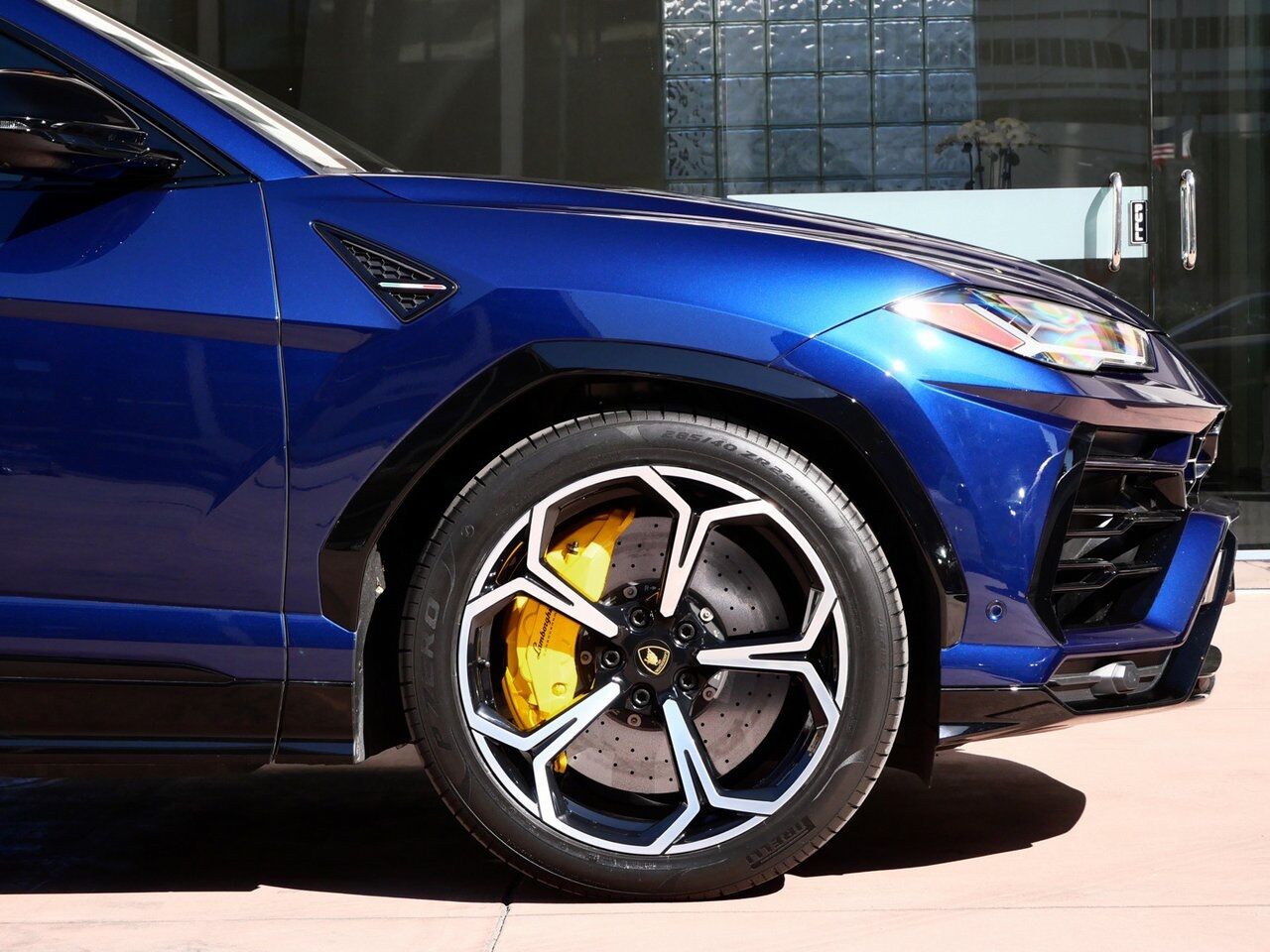 2022 Lamborghini Urus Lawrence KS