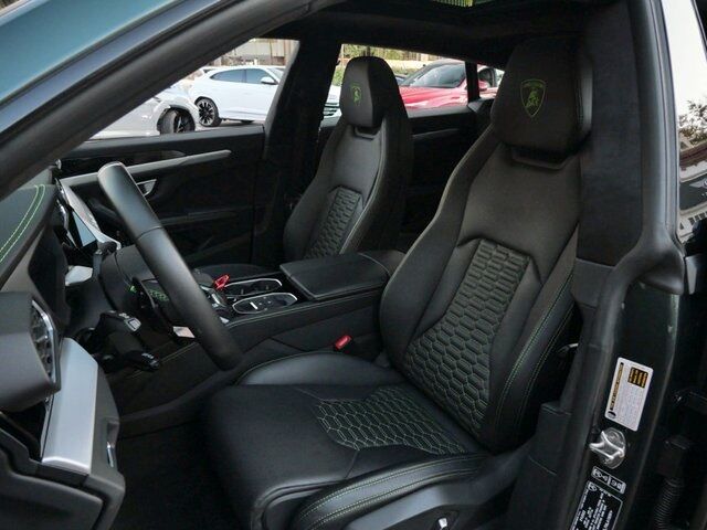 2022 Lamborghini Urus Lawrence KS