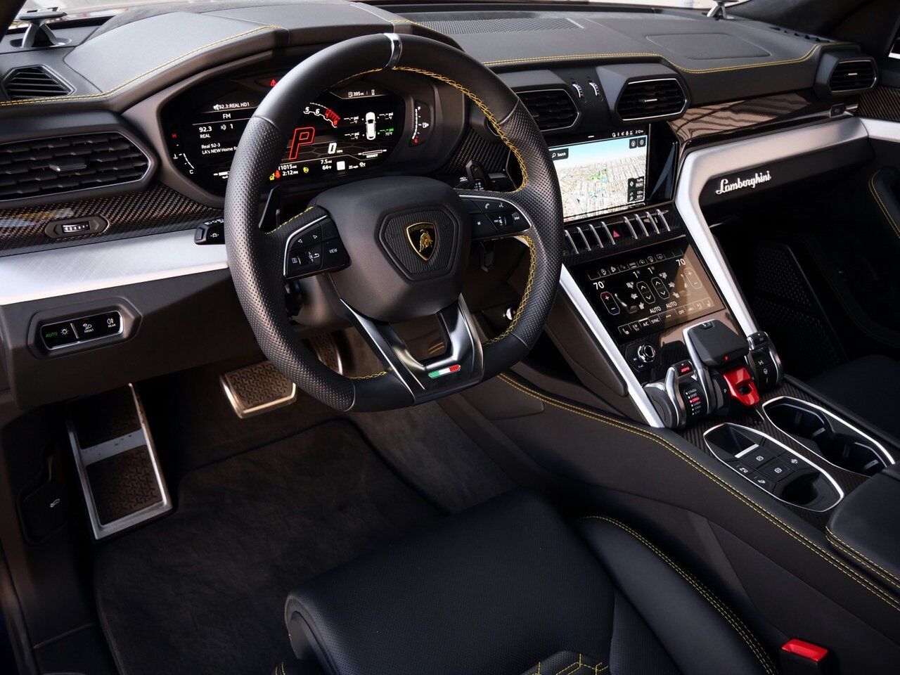 2022 Lamborghini Urus Lawrence KS