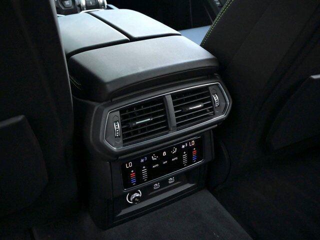 2022 Lamborghini Urus Lawrence KS