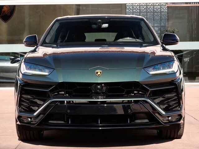 2022 Lamborghini Urus Lawrence KS