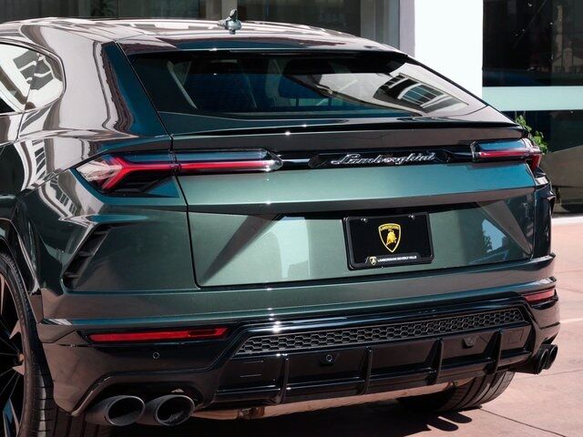 2022 Lamborghini Urus Lawrence KS