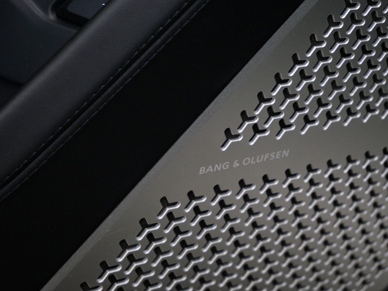 2022 Lamborghini Urus Base Base Lawrence KS