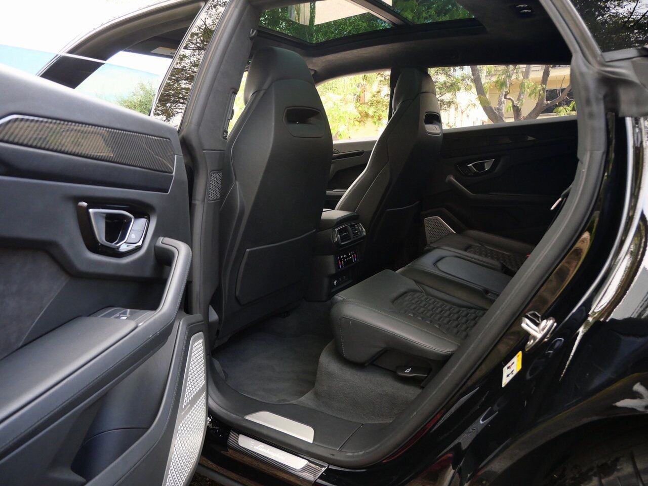 2022 Lamborghini Urus Base Base Lawrence KS