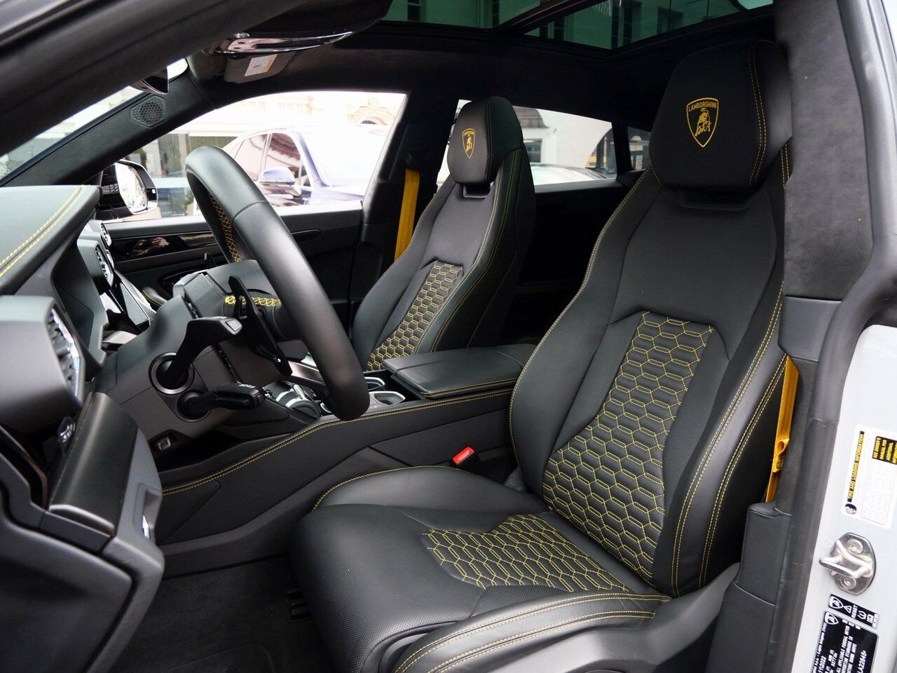 2022 Lamborghini Urus Base Base Lawrence KS