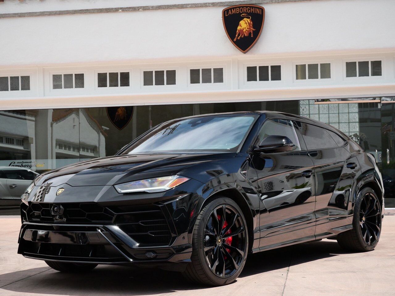 2022 Lamborghini Urus Base Base Lawrence KS