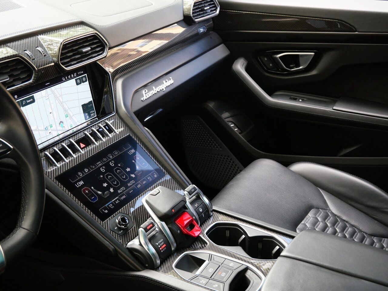 2022 Lamborghini Urus Base Base Lawrence KS