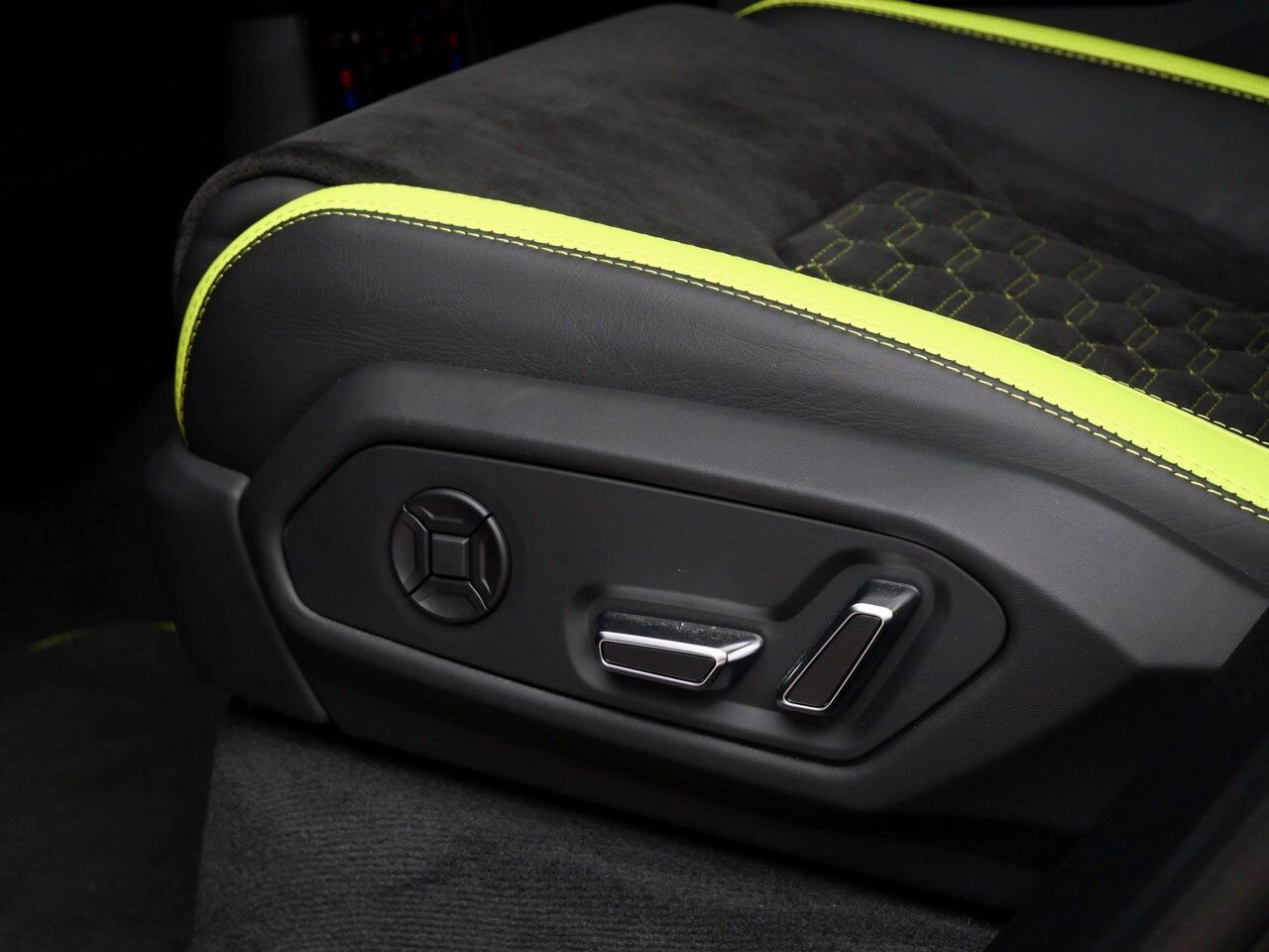 2022 Lamborghini Urus Graphite Capsule Graphite Capsule Lawrence KS