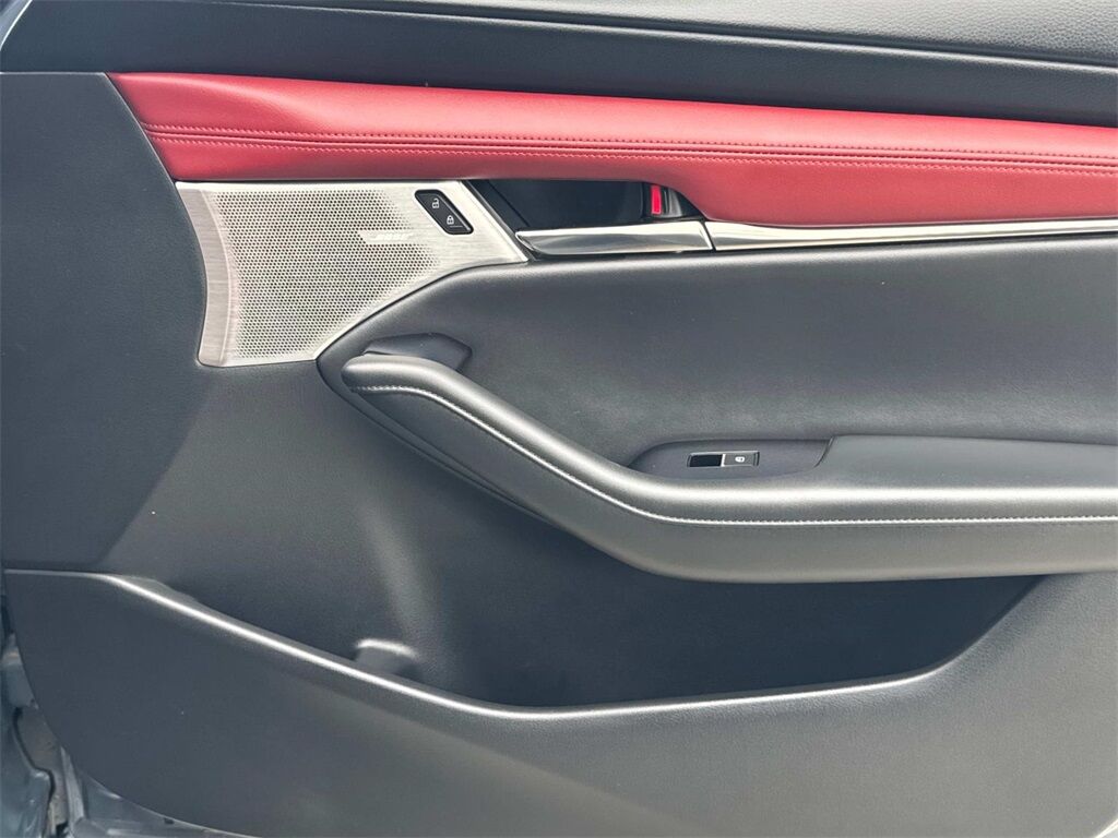 2022 MAZDA Mazda3 Premium Quincy MA